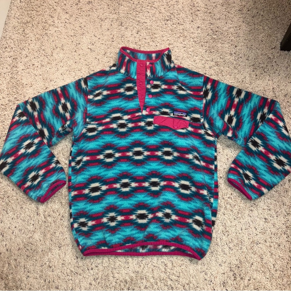 PATAGONIA SYNCHILLA Snap-T Fleece Aztec WILD DESERT BERRY - Sz SMALL Very nice!